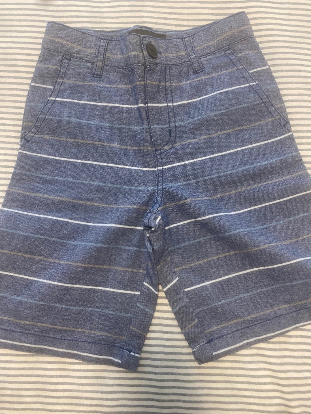 Quiksilver kids shorts